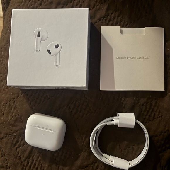Apple White AirPods Pro Wireless Earbuds
